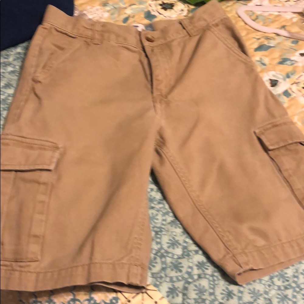 Old Navy Boy’s Size 10 Khaki Cargo Shorts